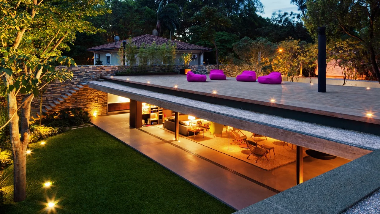 Contemporary residential architecture using natural stone